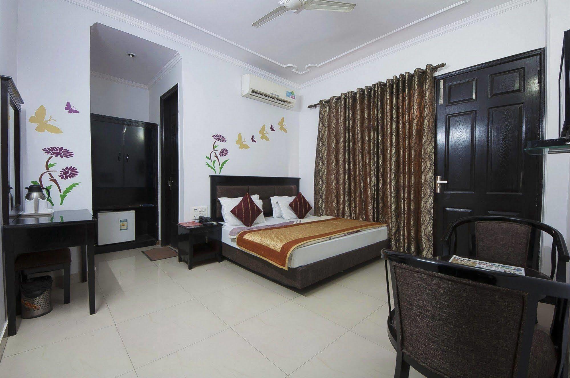Hotel Sunrise Delhi  Exterior foto